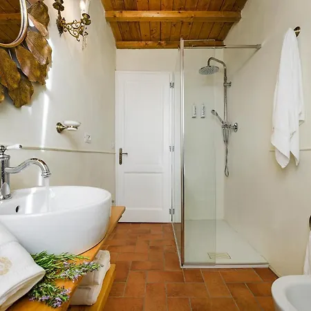 House In The Heart Of Tuscany With A/c And Pool! Holiday home